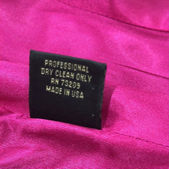 St. John Black Trench Coat with Pink Lining gorgeous and super classy. - Picture 10 of 10